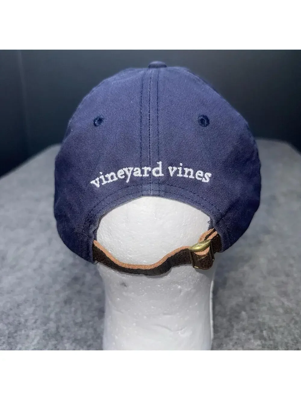 Vineyard Vines Christmas Whale Mistletoe Hat Cap Adult Blue Leather Strap